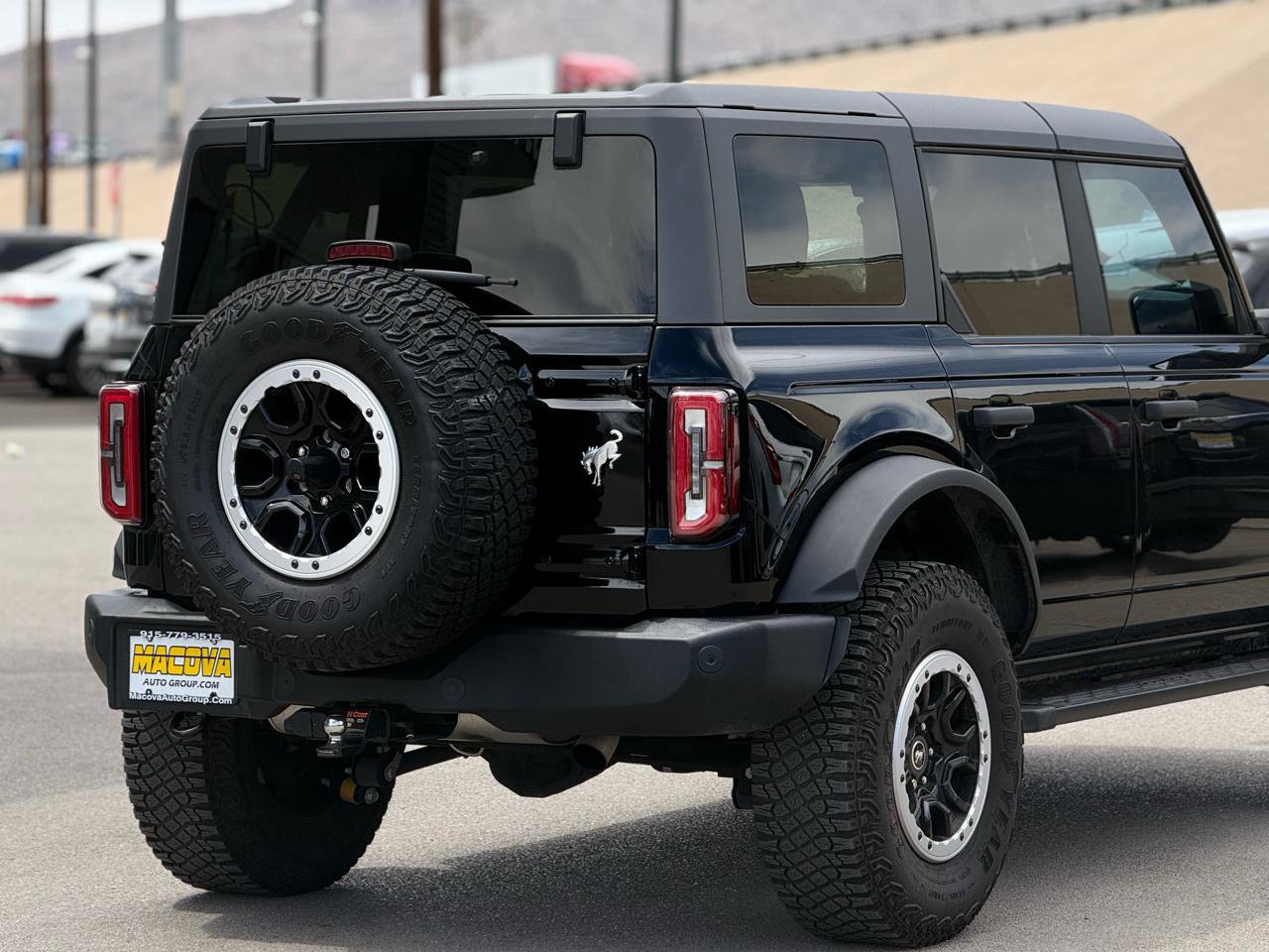 Used 2023 Ford Bronco Big Bend w/ Sasquatch Package AWD/4WD image 9