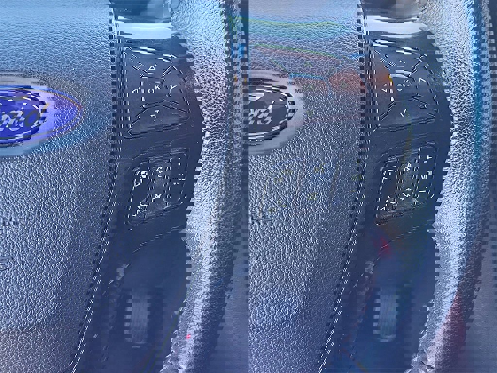 Used 2017 Ford Explorer XLT w/ Equipment Group 202A image 22