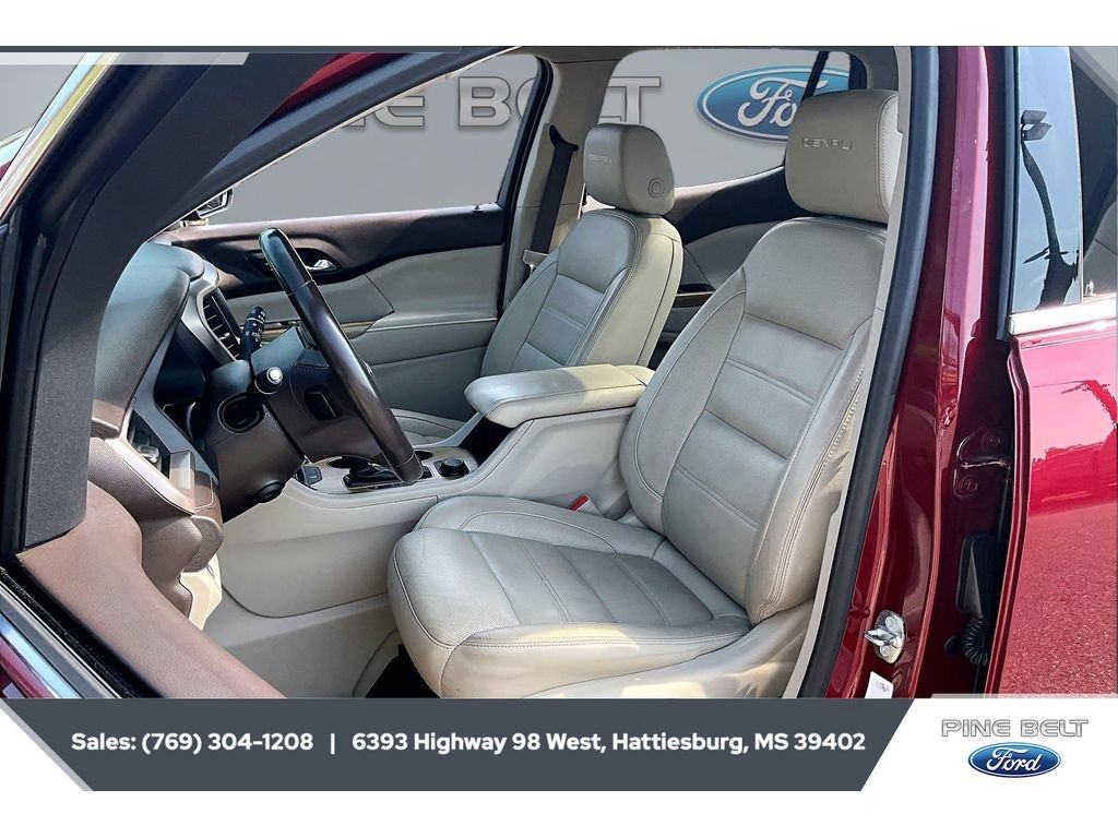 Used 2018 GMC Acadia Denali w/ Technology Package FWD image 18