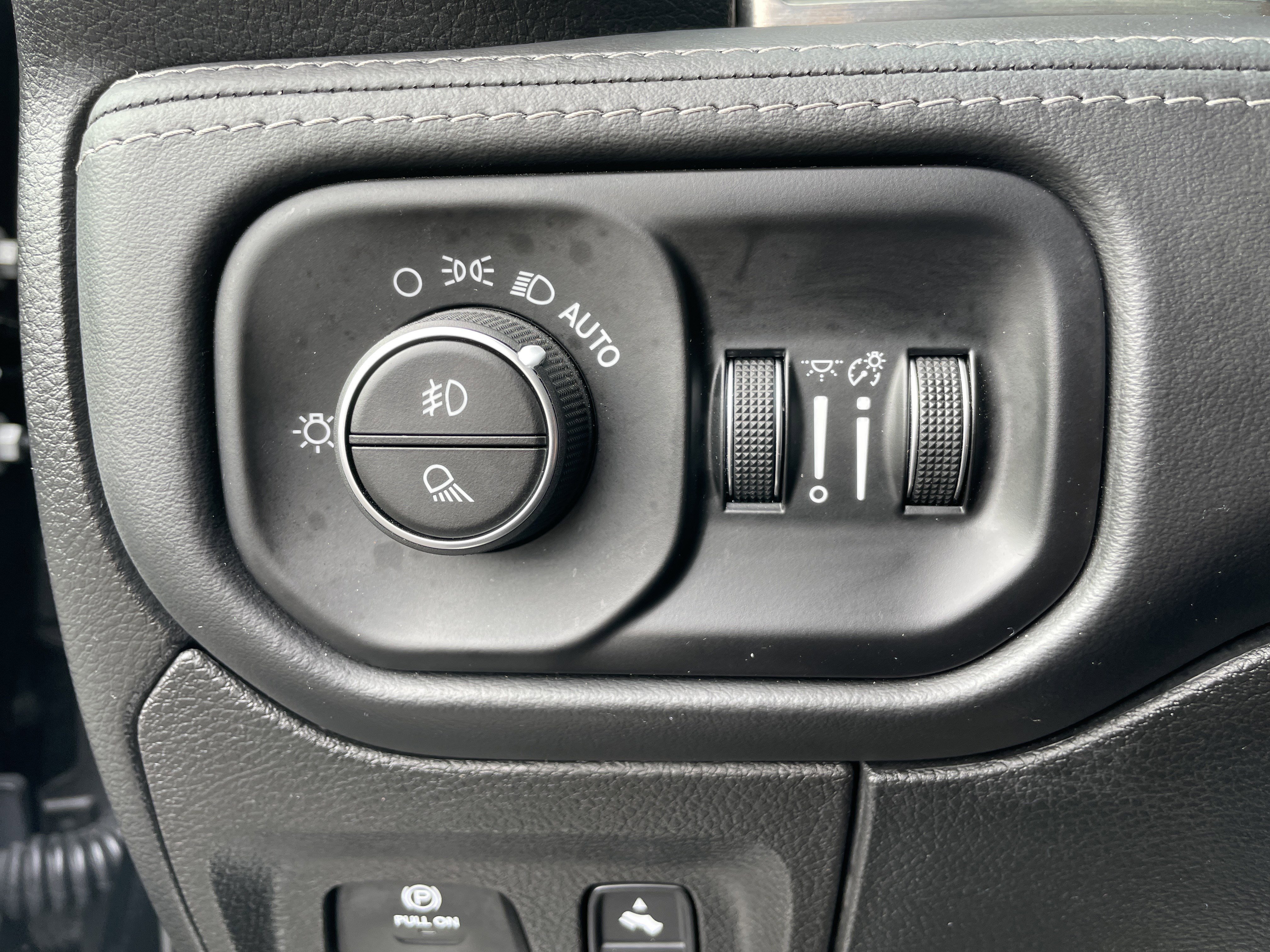 Used 2020 RAM 1500 Limited w/ Black Appearance Package image 45