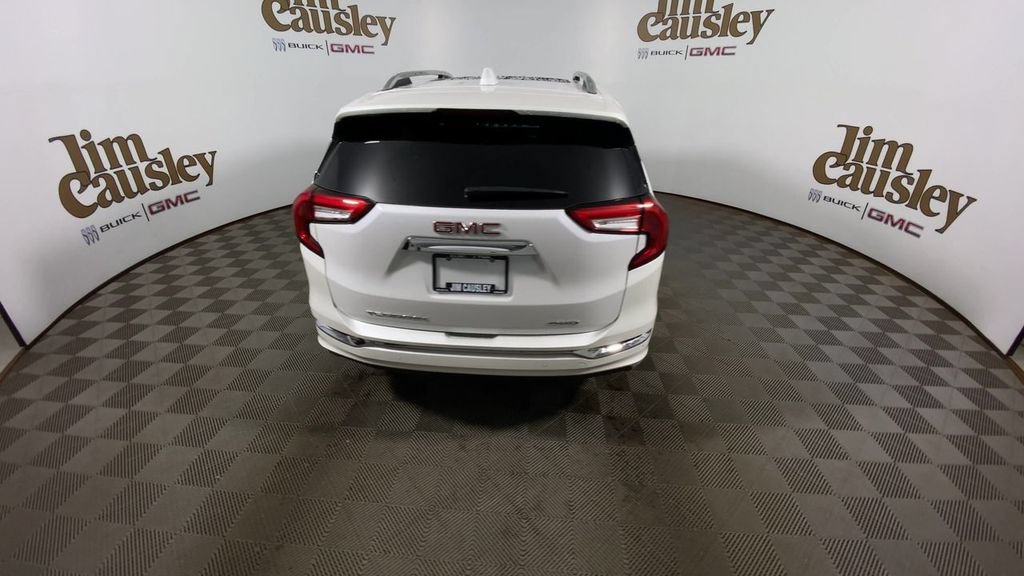 Certified 2023 GMC Terrain Denali w/ Denali Premium Package AWD/4WD image 7