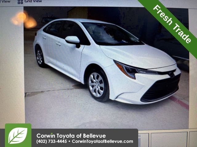 Used 2025 Toyota Corolla LE image 17