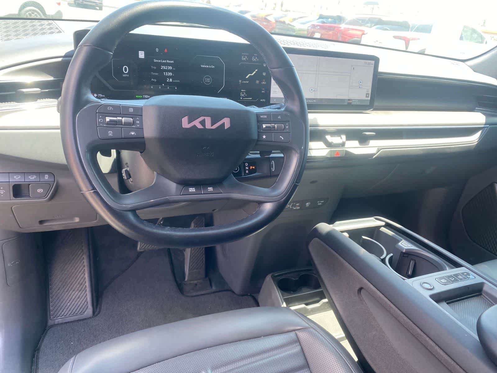 Used 2024 Kia EV9 Land AWD/4WD image 11