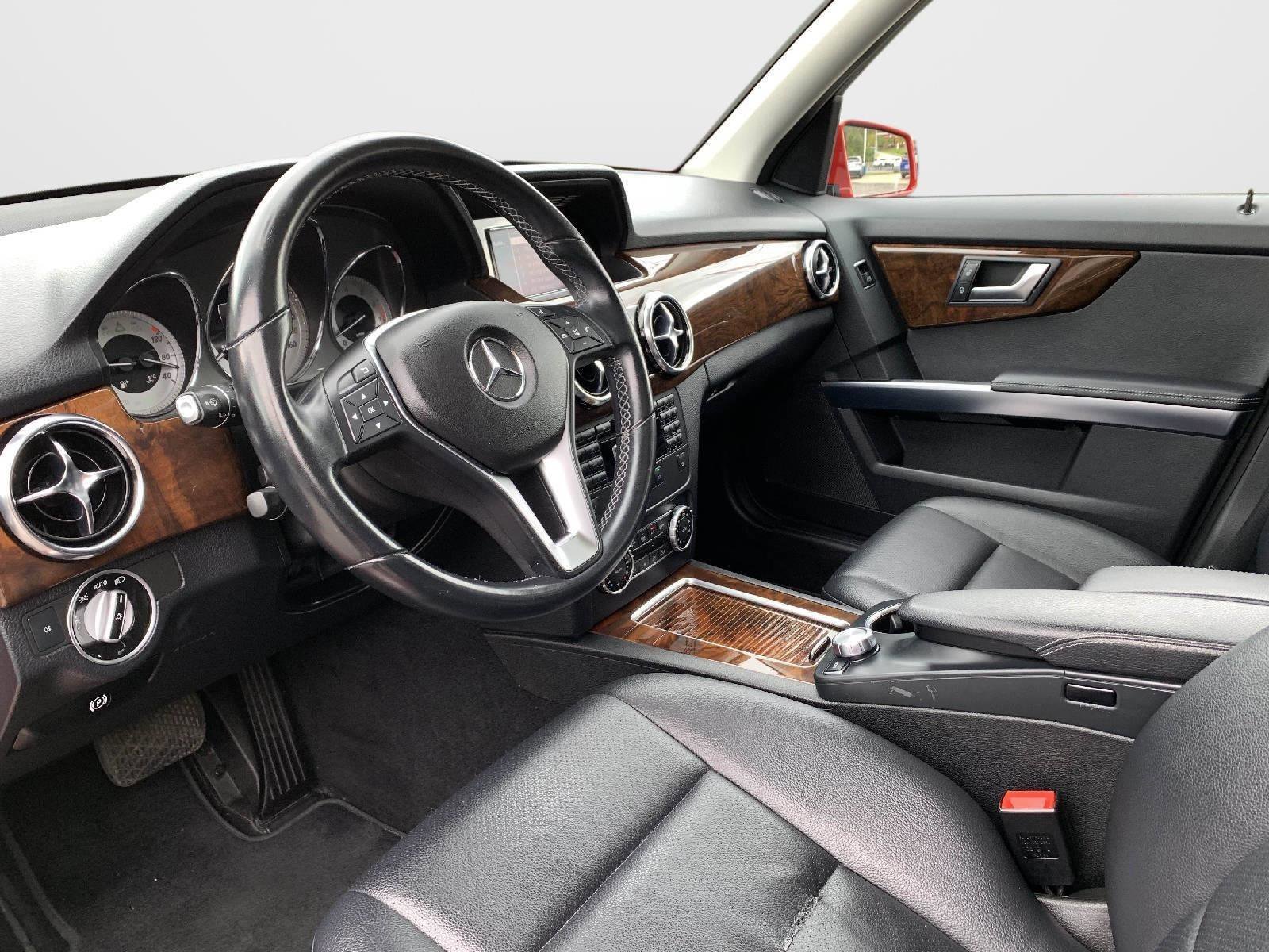 Used 2013 Mercedes-Benz GLK 350 4MATIC image 32