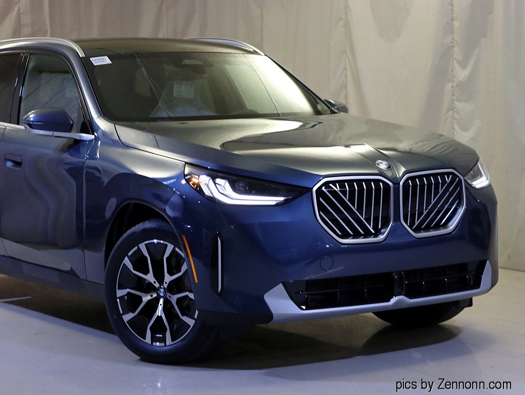 New 2026 BMW X3 xDrive30 w/ Convenience Package image 2