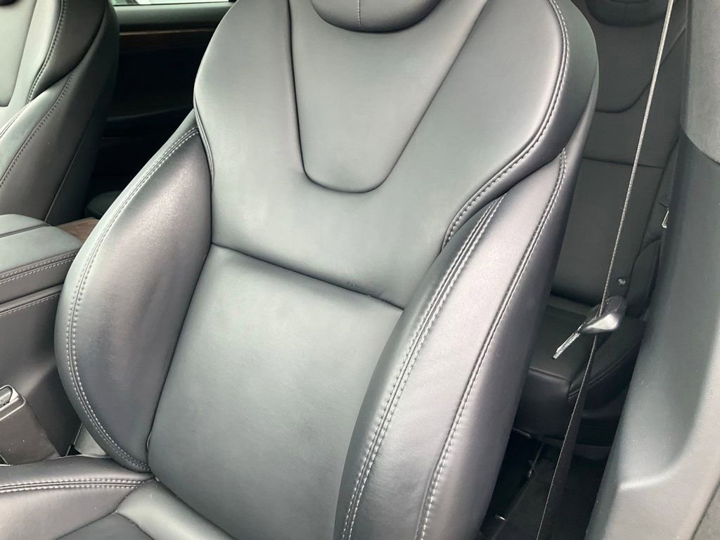 Used 2019 Tesla Model X Long Range AWD/4WD image 18
