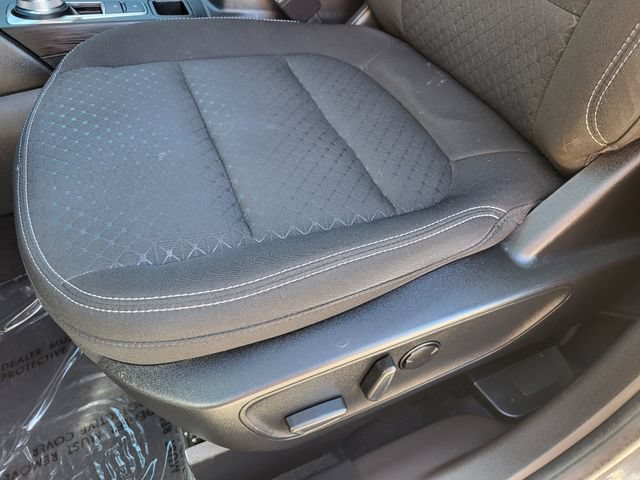Used 2023 Ford Escape Active w/ Tech Pack #2 AWD/4WD image 10