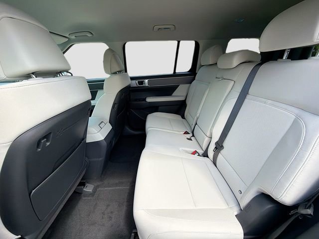 New 2026 Hyundai Santa Fe SE FWD image 23