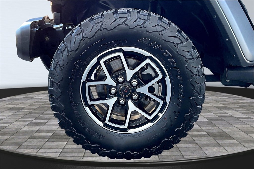 Used 2024 Jeep Wrangler Unlimited Rubicon image 9