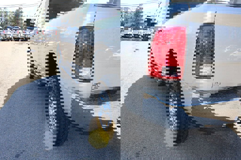 Used 2018 RAM 2500 Tradesman w/ Chrome Appearance Group image 20