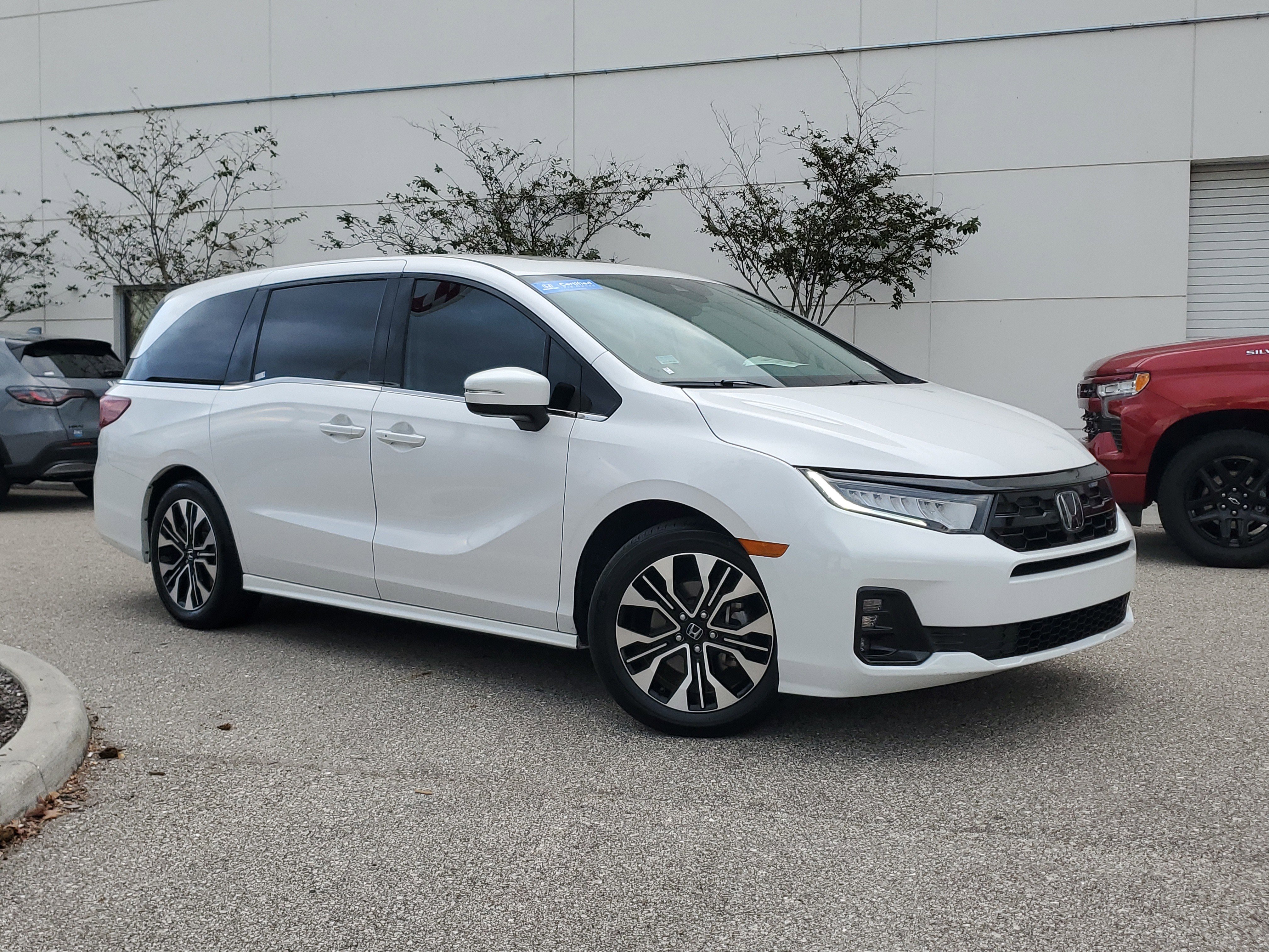 Certified 2025 Honda Odyssey Elite image 32