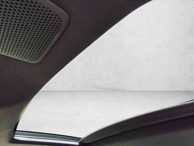Used 2022 Lexus LS 500 w/ Accessory Package (Z2) RWD image 16