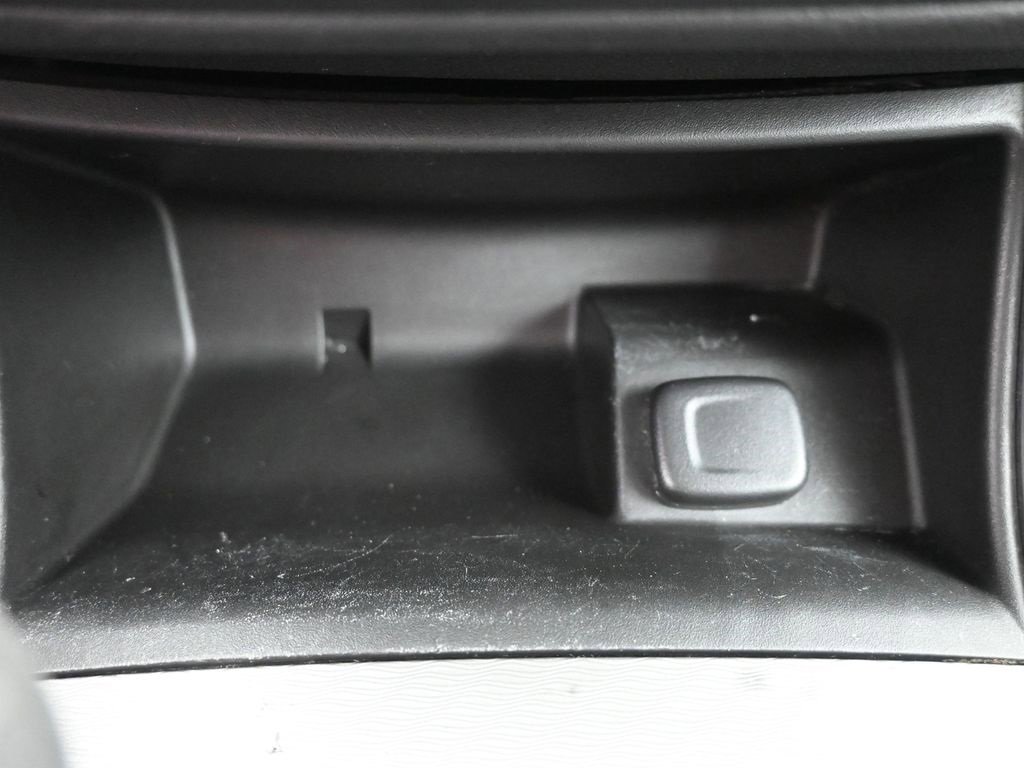 Used 2016 Chevrolet Impala LS image 26