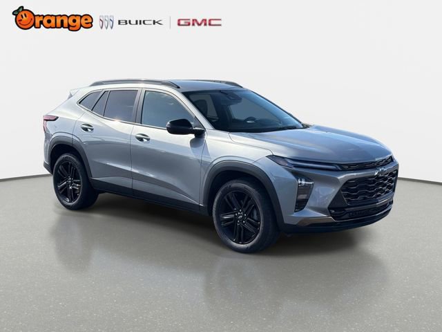 Used 2025 Chevrolet Trax ACTIV w/ Driver Confidence Package image 1