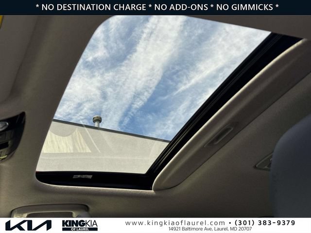 Used 2025 Kia Niro FWD image 13