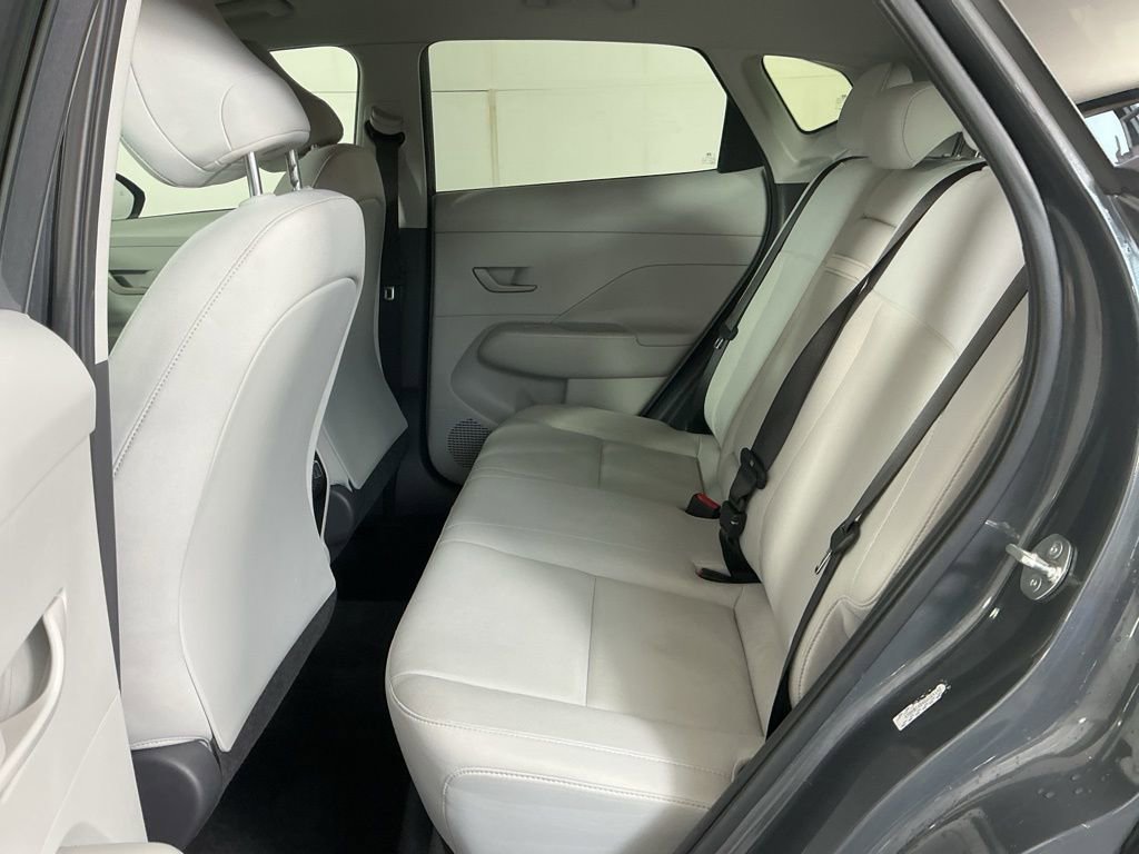 Used 2024 Hyundai Kona SEL image 11