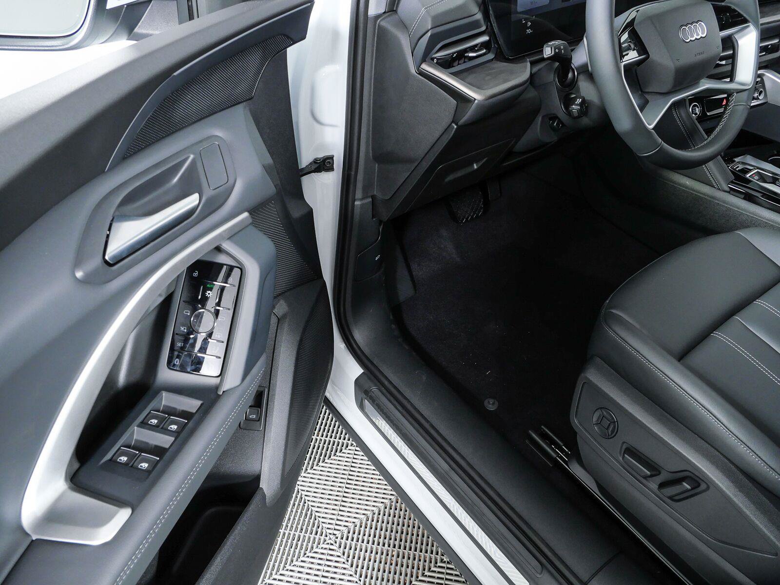 New 2026 Audi Q5 2.0T AWD/4WD image 8