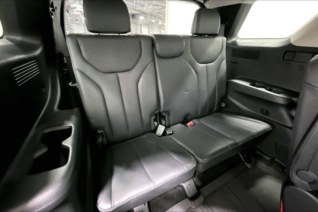 Used 2025 Hyundai Palisade SEL FWD image 34