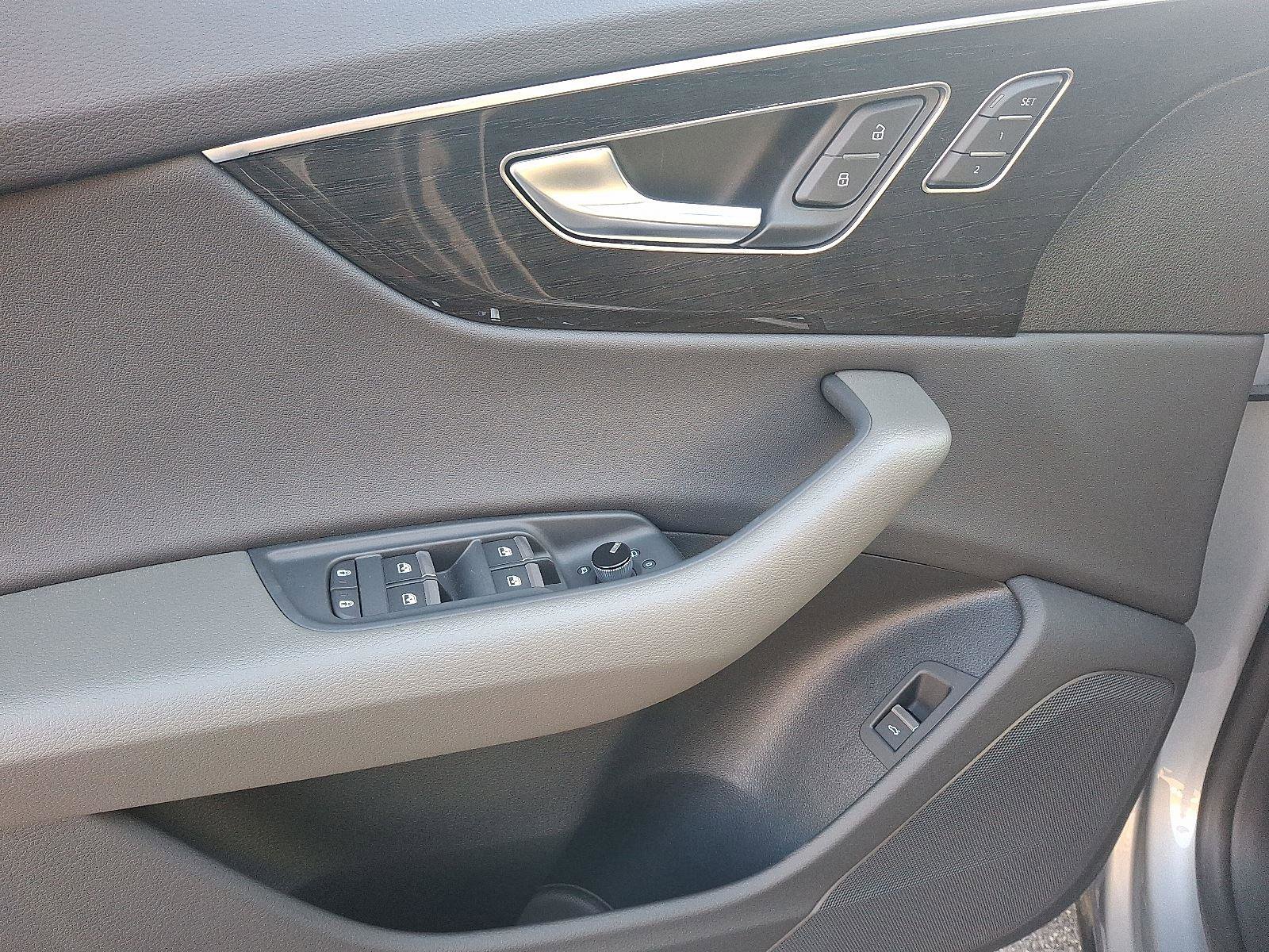 New 2025 Audi Q8 Premium image 10