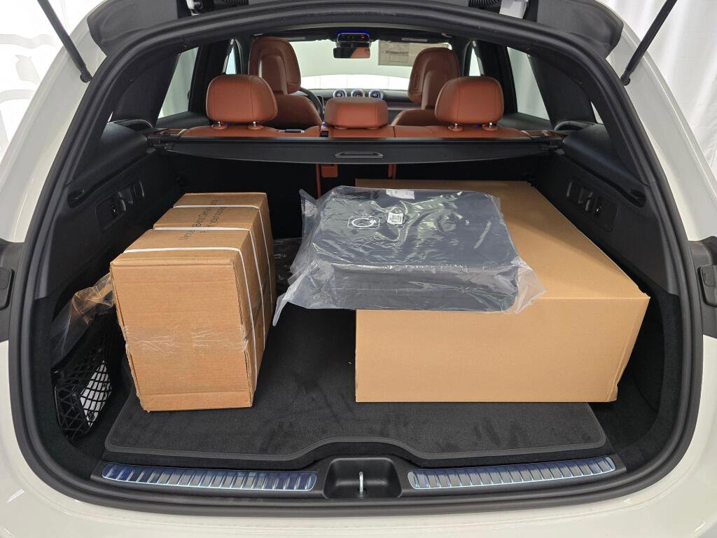 New 2026 Mercedes-Benz GLC 350e 4MATIC image 11
