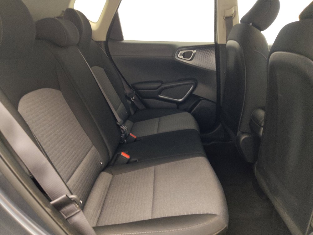 Used 2020 Kia Soul S FWD image 19