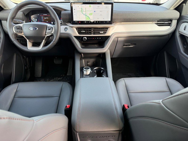 New 2026 Ford Explorer Active w/ Active Comfort Package image 9
