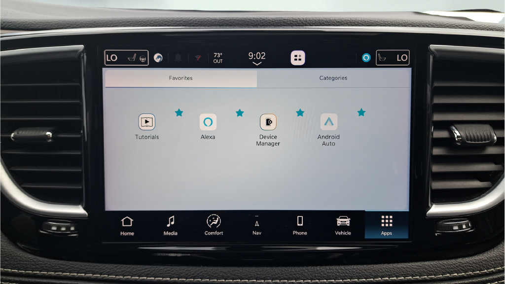 Used 2023 Chrysler Pacifica Limited FWD image 20