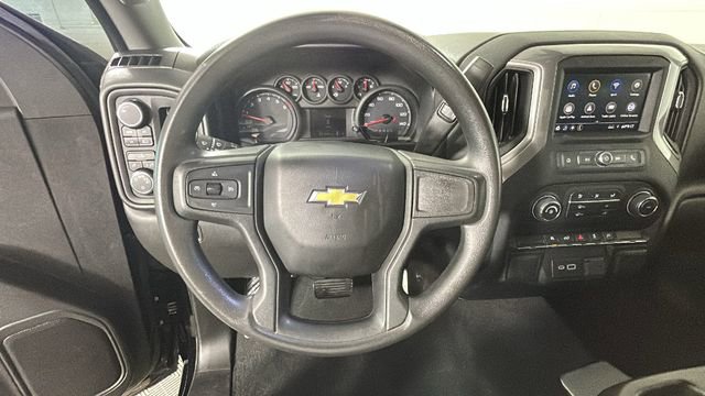 Used 2022 Chevrolet Silverado 1500 Custom AWD/4WD image 15
