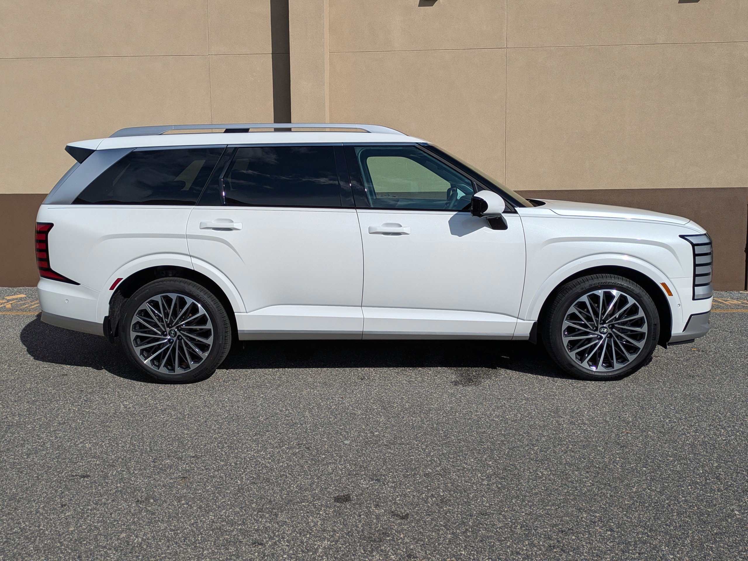 New 2026 Hyundai Palisade Calligraphy image 3