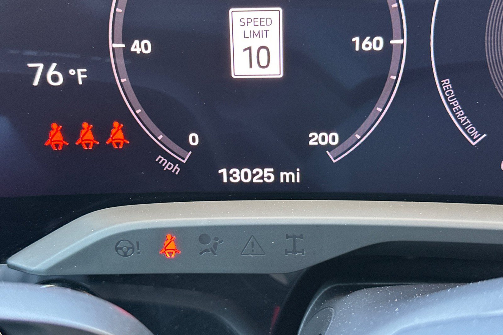 Certified 2023 Porsche Taycan 4S AWD/4WD image 25
