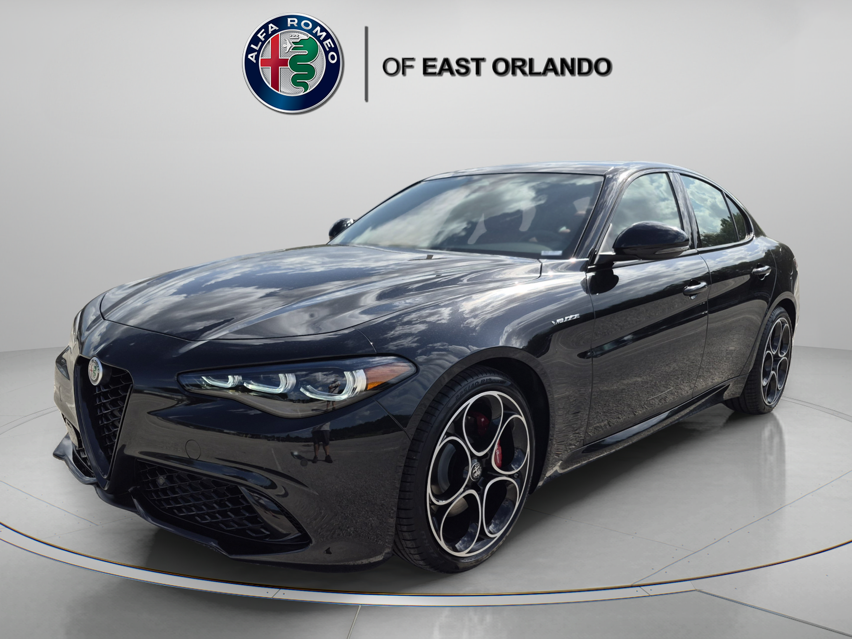 New 2026 Alfa Romeo Giulia w/ Driving Assist Package RWD image 3