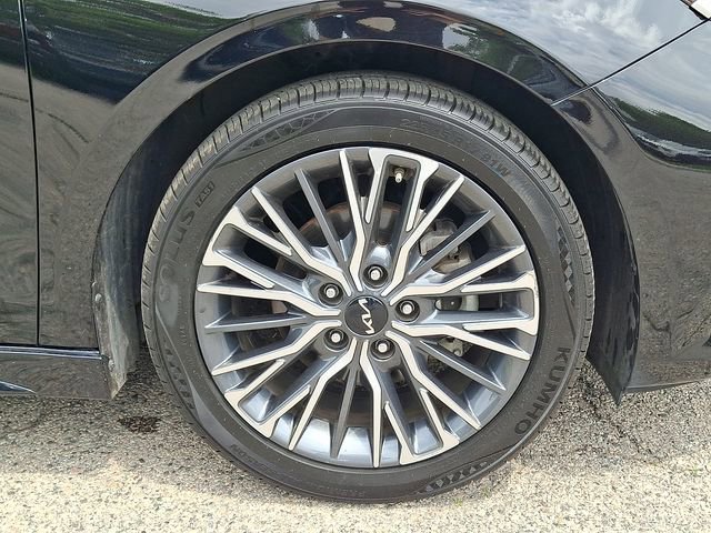 Certified 2023 Kia Forte GT-Line w/ GT-Line Premium Package FWD image 8