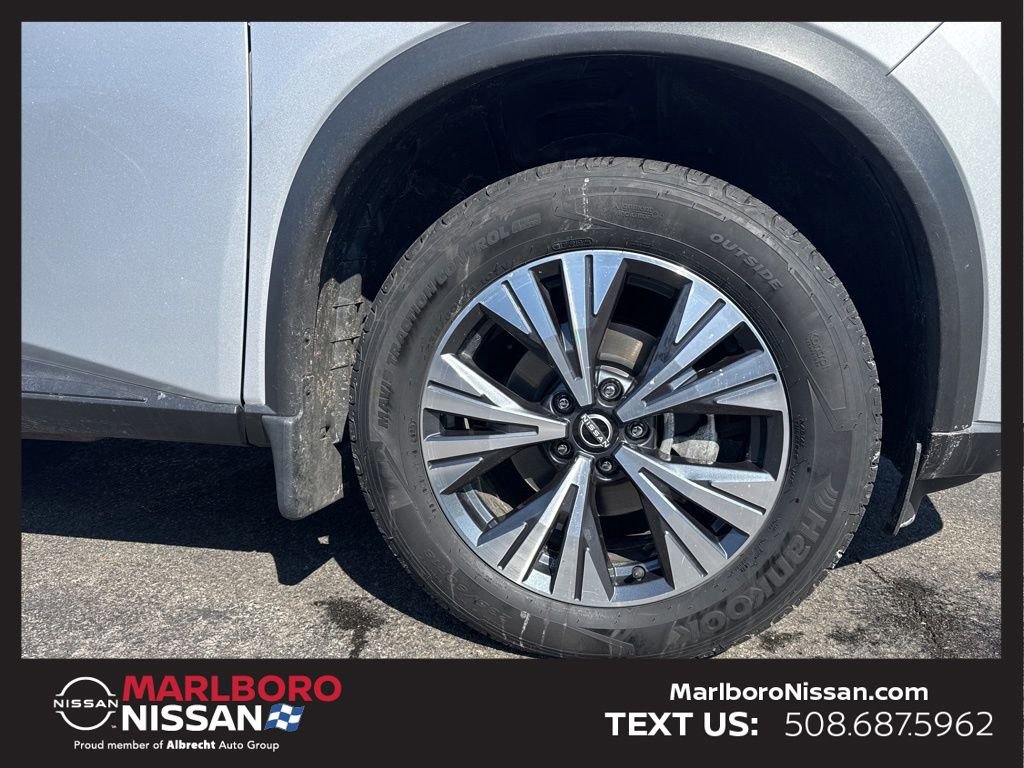 Certified 2023 Nissan Rogue SV w/ SV Premium B Package image 10