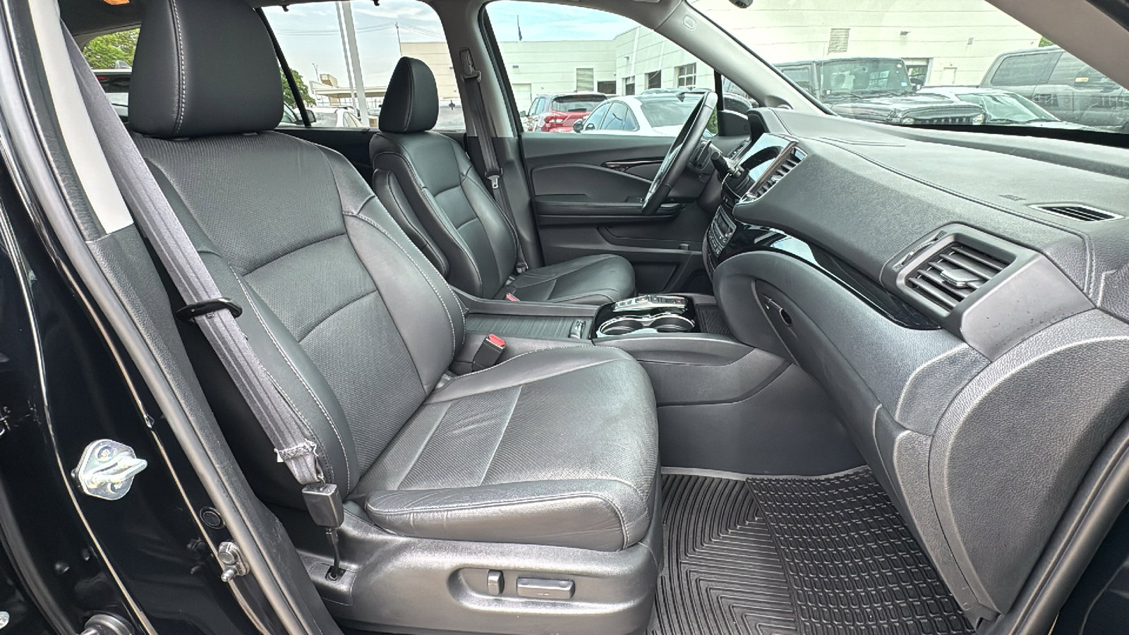 Used 2022 Honda Pilot Elite image 31