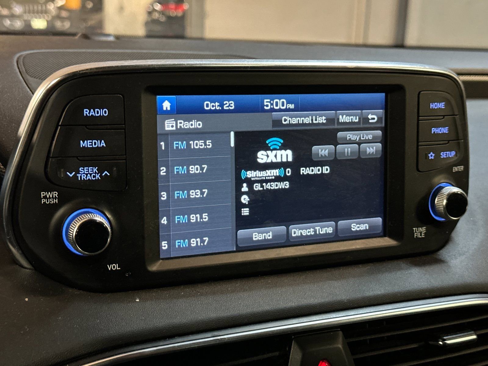 Used 2019 Hyundai Santa Fe Limited FWD image 17