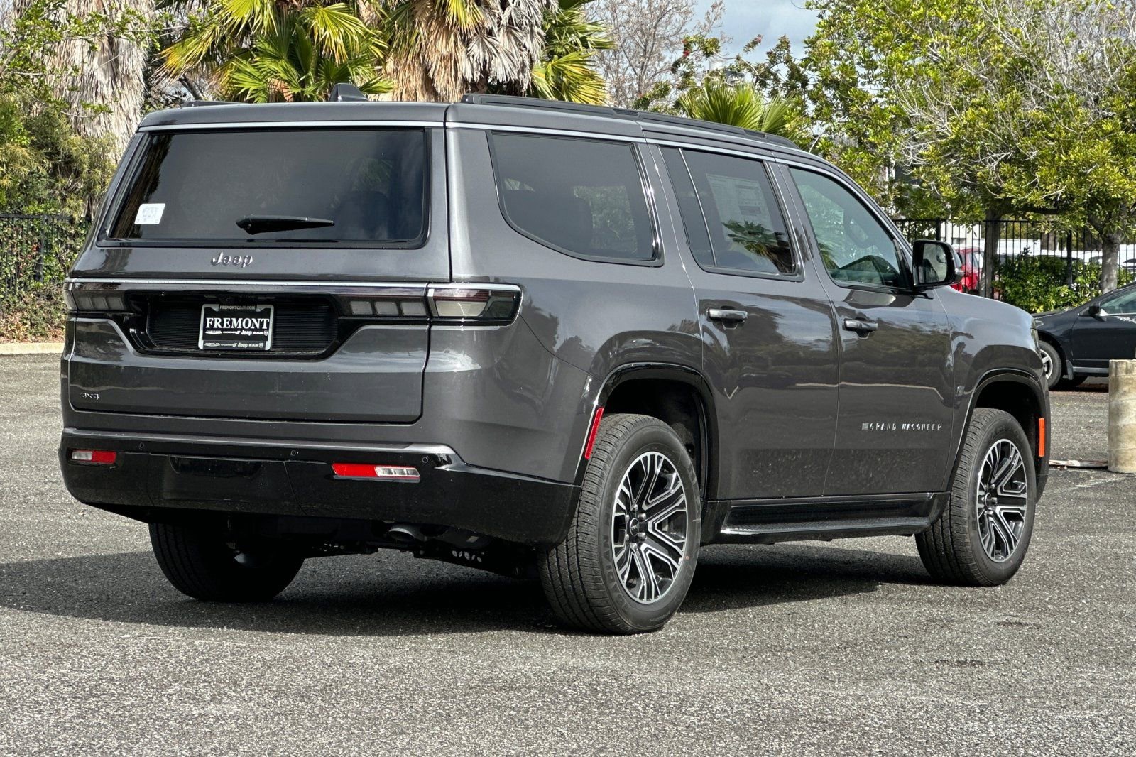 New 2026 Jeep Grand Wagoneer 4WD image 3