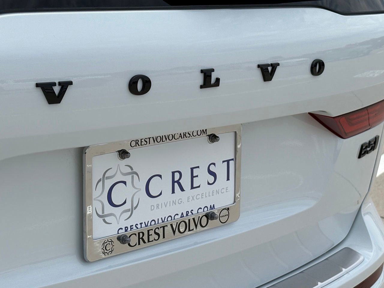 New 2026 Volvo XC60 B5 Ultra w/ Protection Package Premier AWD/4WD image 7