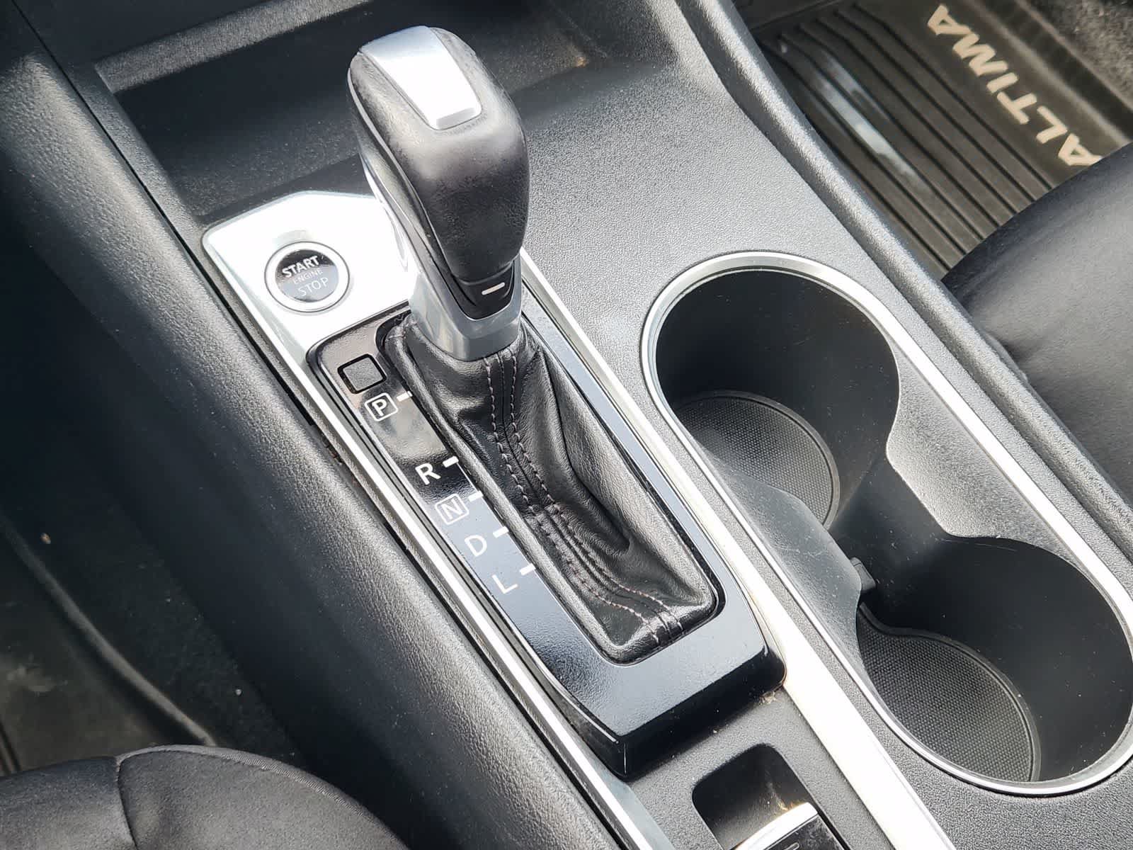 Used 2019 Nissan Altima 2.5 SV FWD image 19