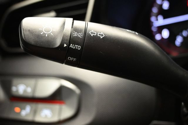 Used 2019 Hyundai Veloster 2.0 Premium FWD image 19