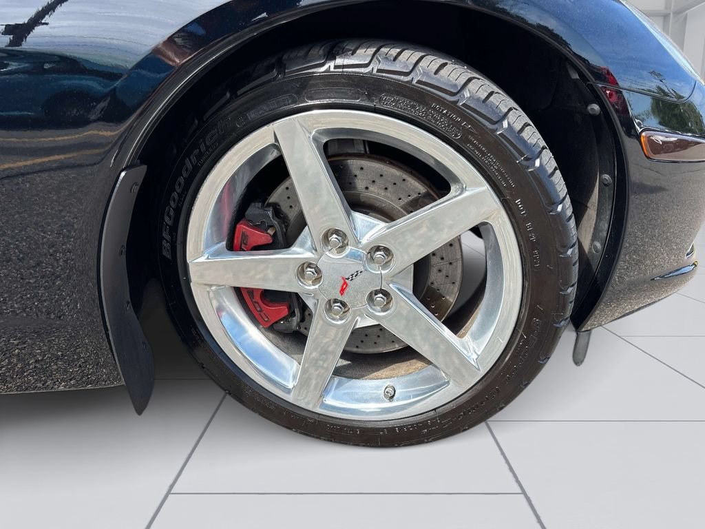 Used 2006 Chevrolet Corvette Convertible w/ Preferred Equipment Group RWD image 34