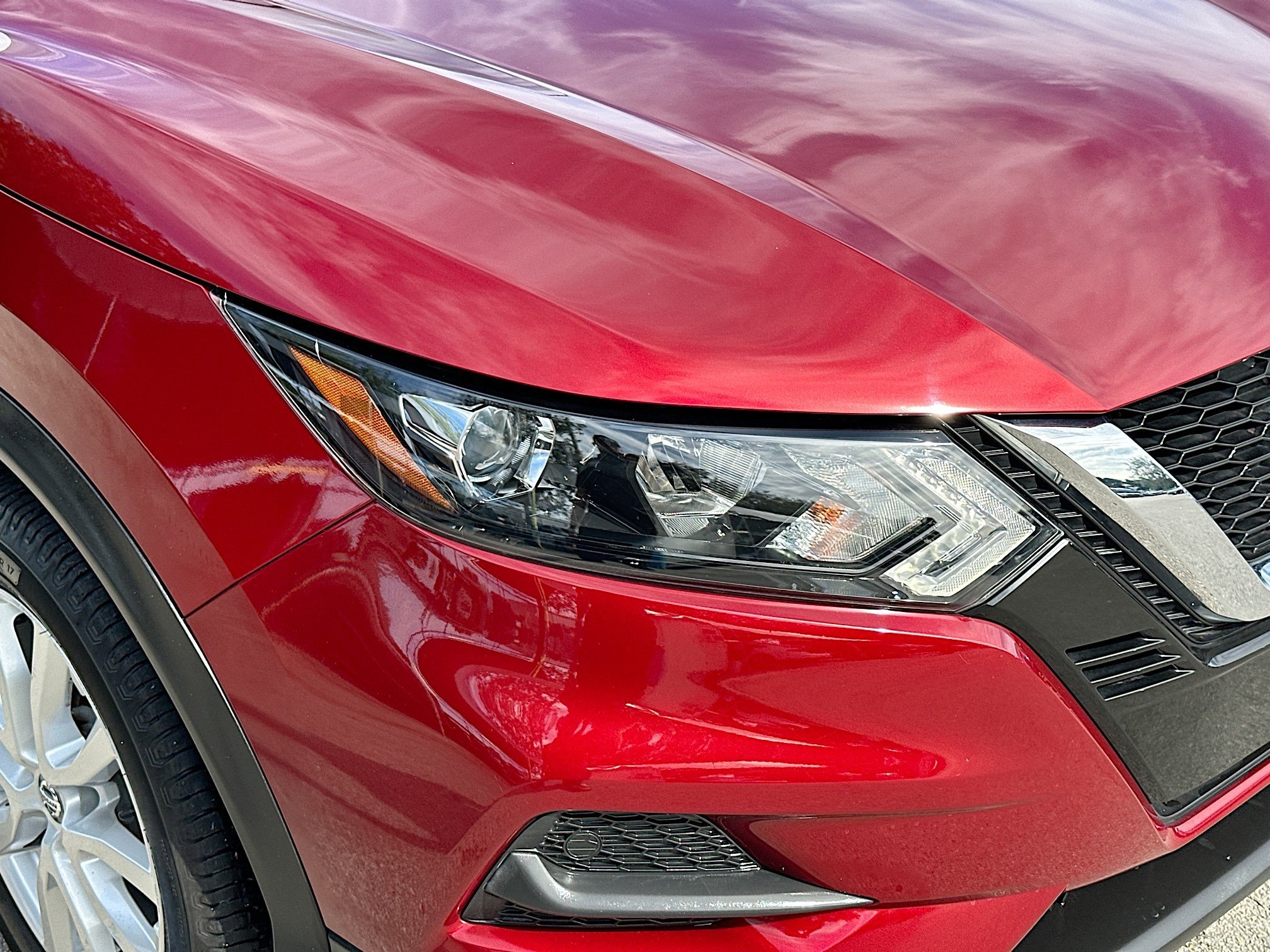 Used 2020 Nissan Rogue Sport SV image 34