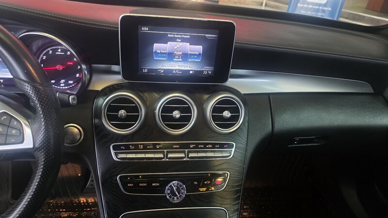 Used 2017 Mercedes-Benz C 300 4MATIC Sedan image 15