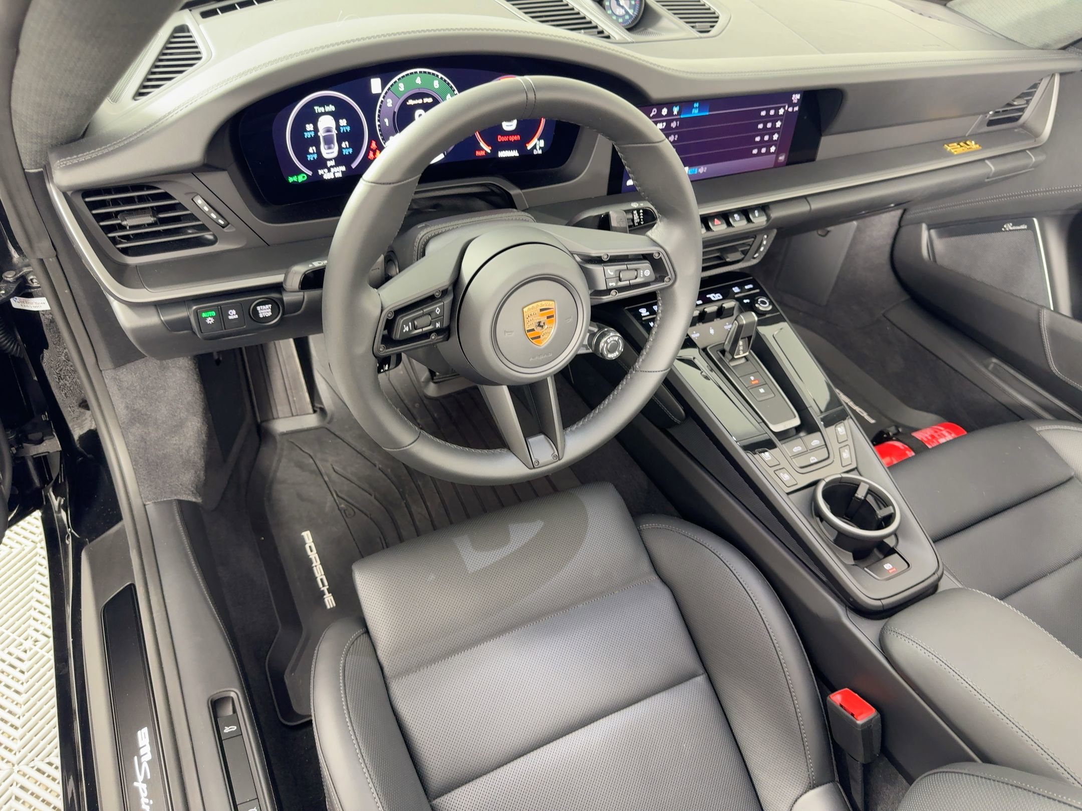 Used 2026 Porsche 911 GTS image 4