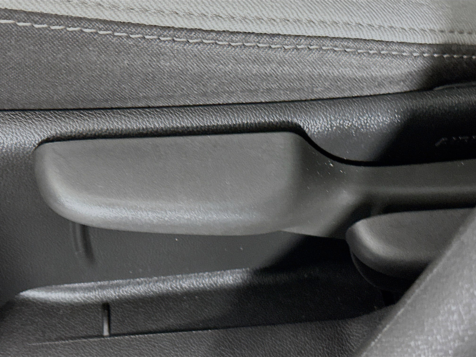 Used 2020 Chevrolet Equinox LS image 13