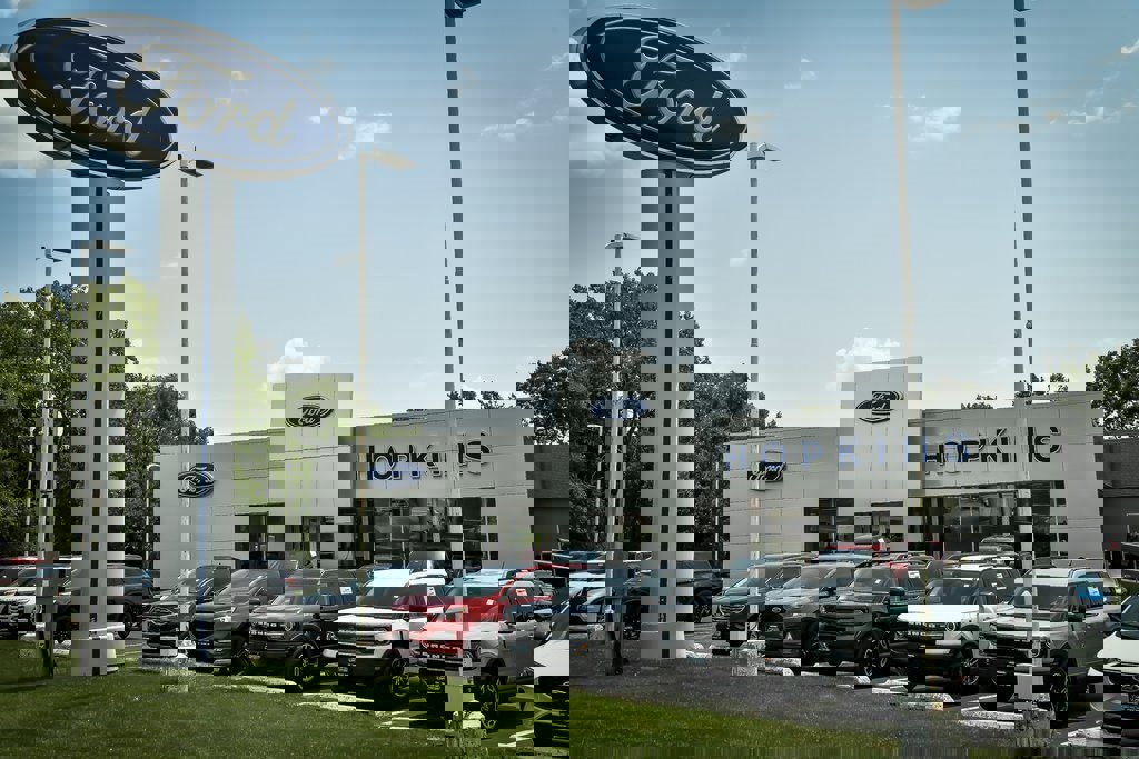 New 2024 Ford Edge SE w/ Black Appearance Package image 50