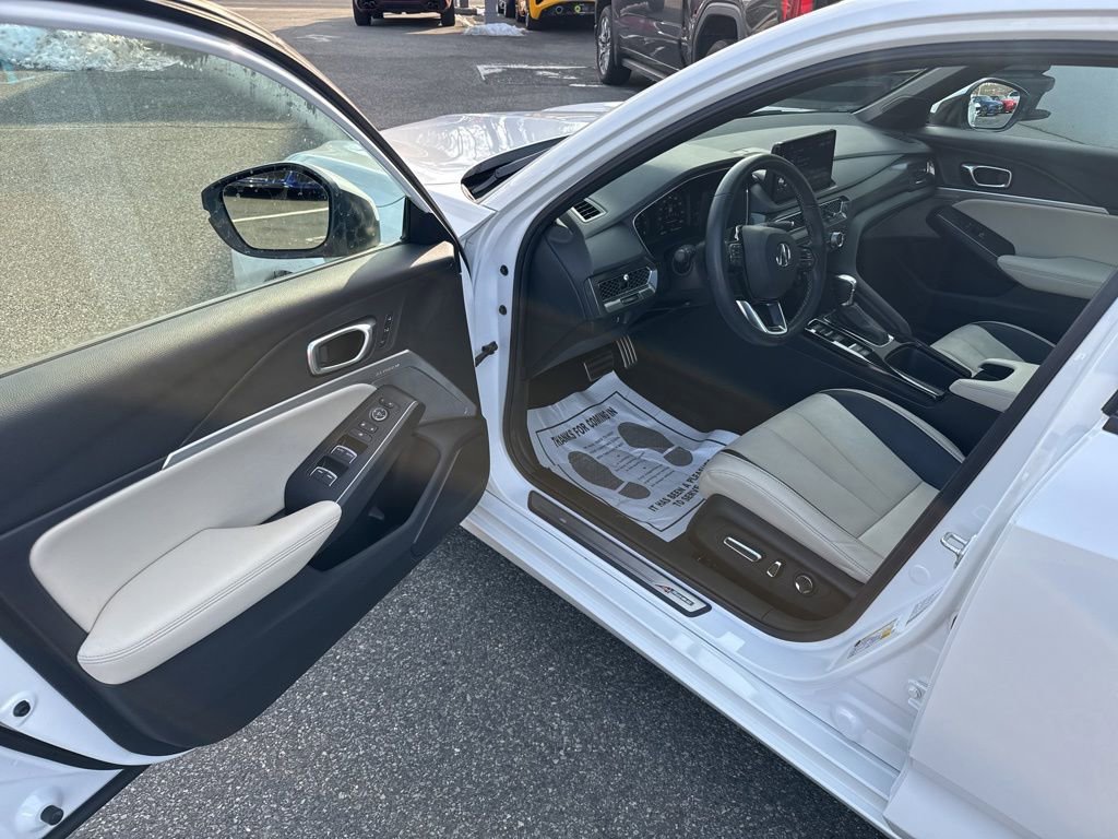 Used 2023 Acura Integra A-Spec image 11