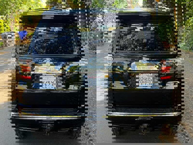 Used 2018 Toyota 4Runner Limited image 5