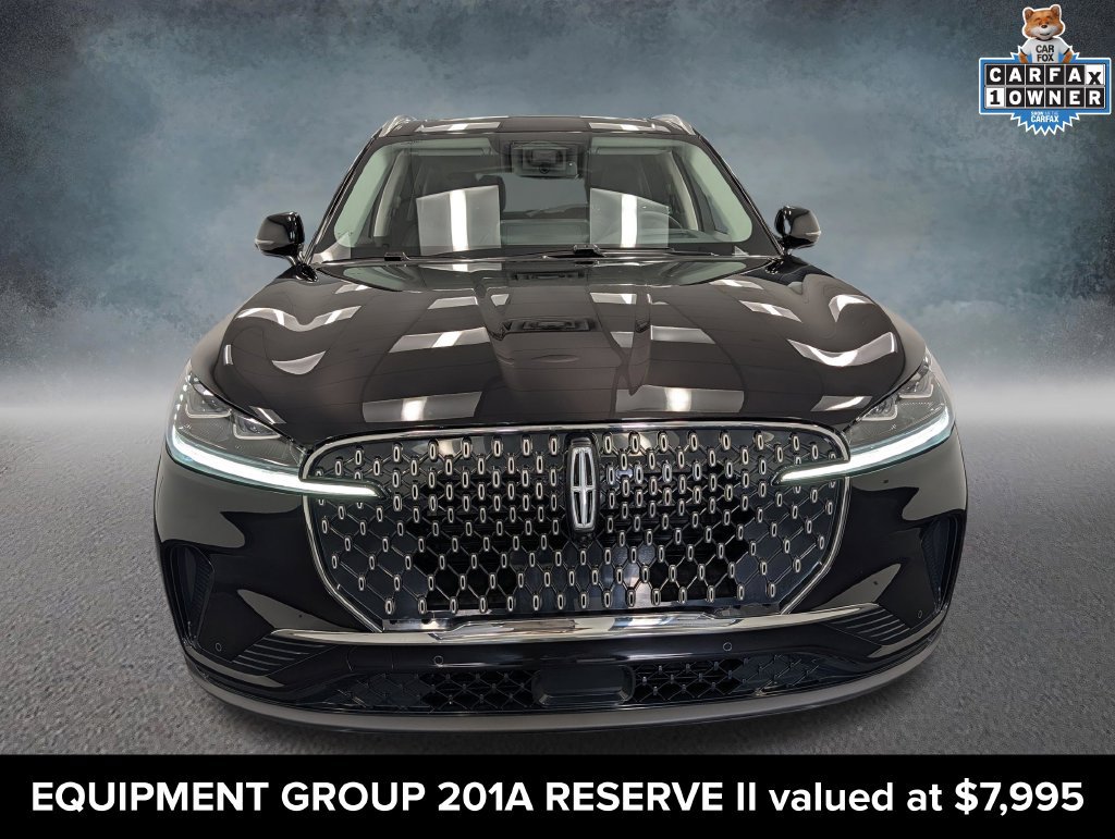 Used 2026 Lincoln Aviator Reserve AWD/4WD image 2