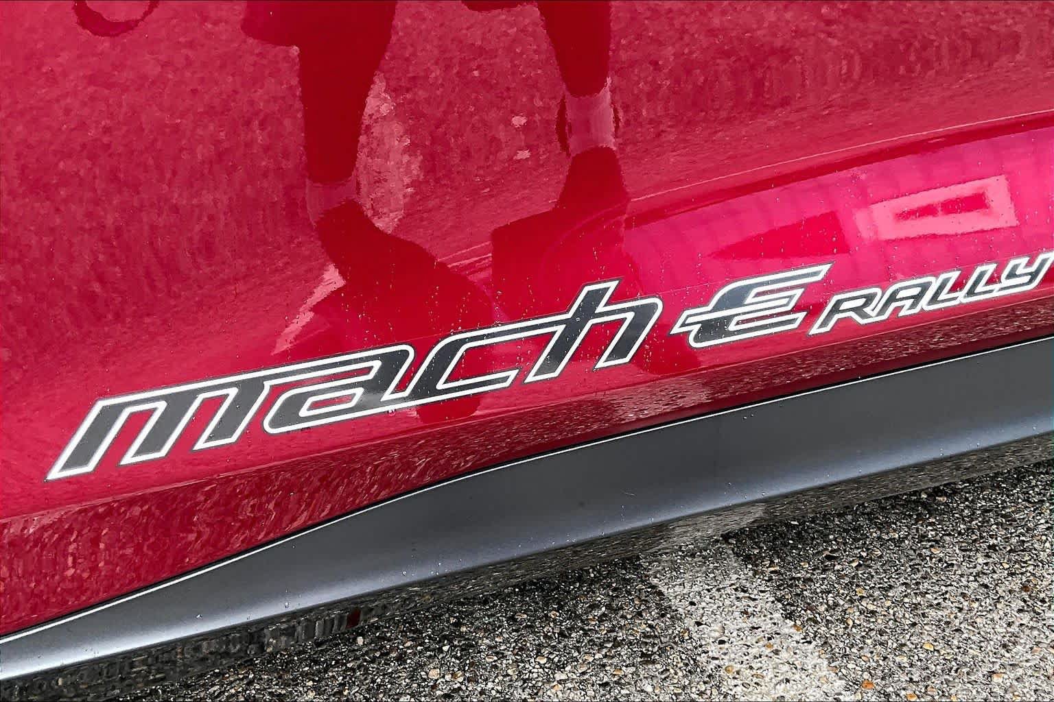 Certified 2025 Ford Mustang Mach-E GT AWD/4WD image 9