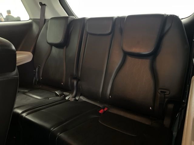 Used 2024 Kia Carnival LX image 22